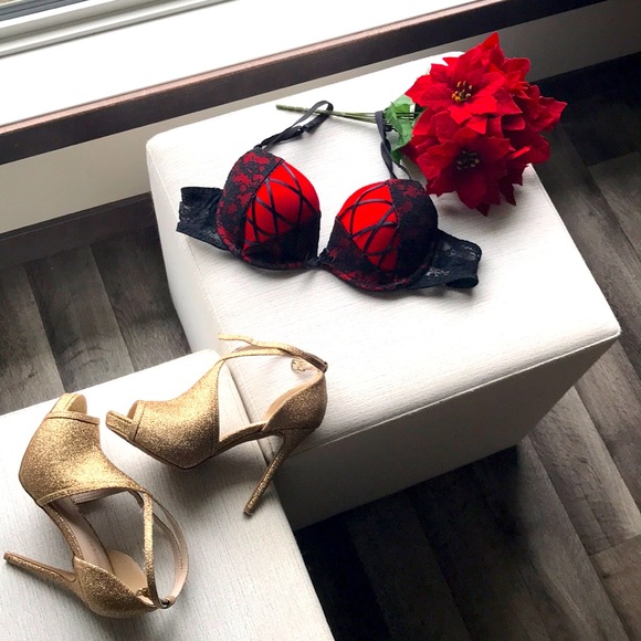 Other - La Senza padded bra size 32 C